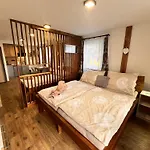 Pod Houbovym Vrchem 2 * Horní Planá