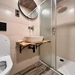 אכסניה Pod Houbovym Vrchem 2 *
