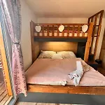 Pod Houbovym Vrchem 2 بيت خشبي