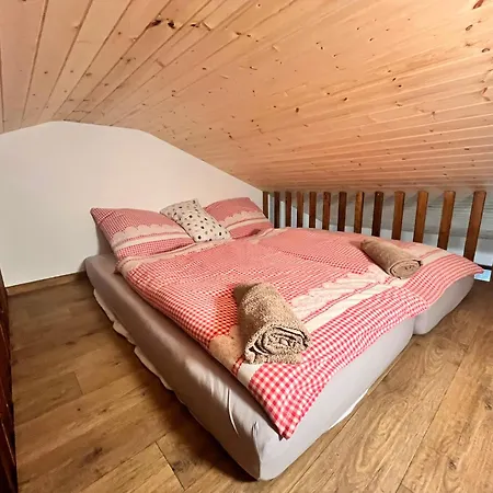 Pod Houbovým Vrchem 2 Horní Planá
