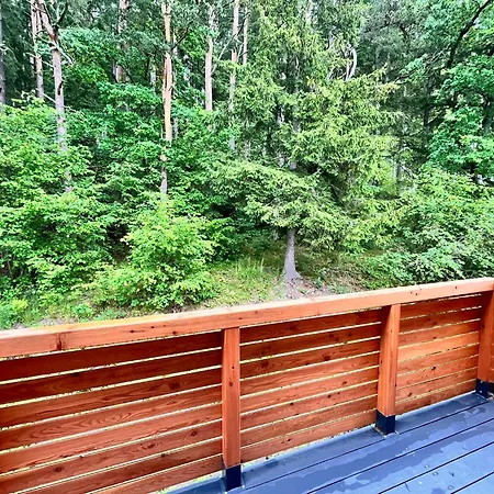 Pod Houbovym Vrchem 2 * Horní Planá