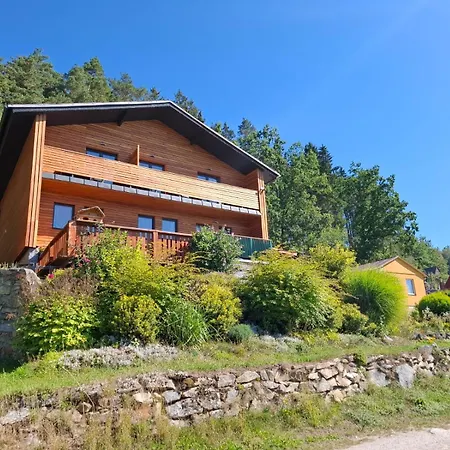 Pod Houbovym Vrchem 2 *