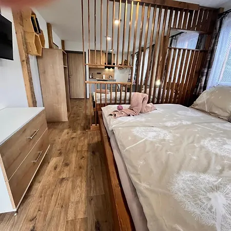 Pod Houbovým Vrchem 2