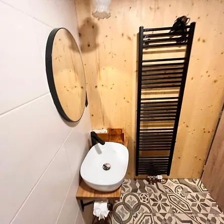 بيت خشبي Pod Houbovym Vrchem 2 *