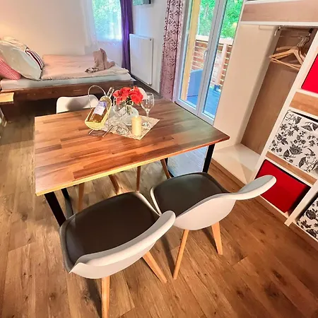 Pod Houbovym Vrchem 2 *