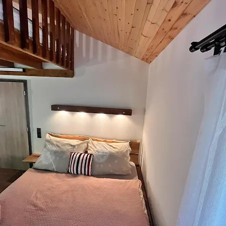 Pod Houbovym Vrchem 2 Horní Planá