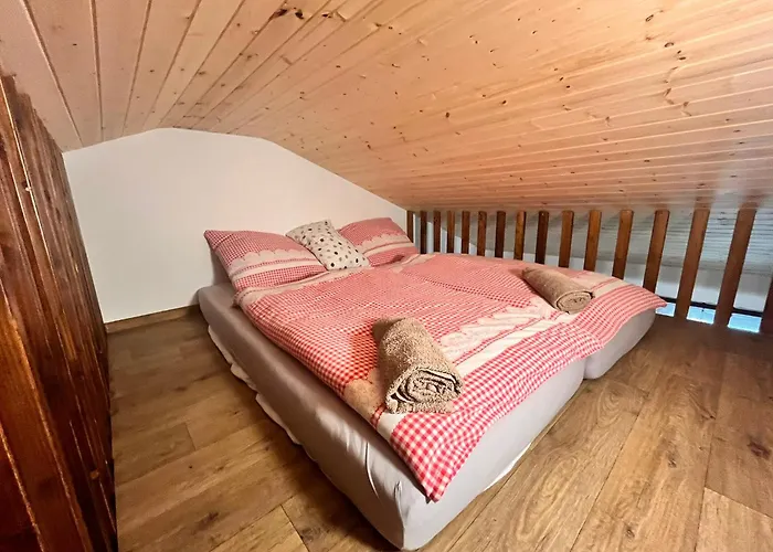 Pod Houbovym Vrchem 2 Horní Planá