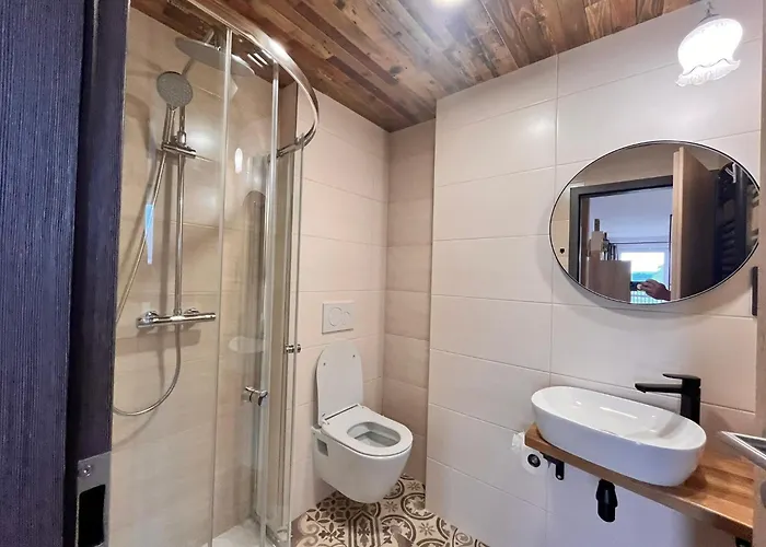 Pod Houbovym Vrchem 2 山林小屋 *