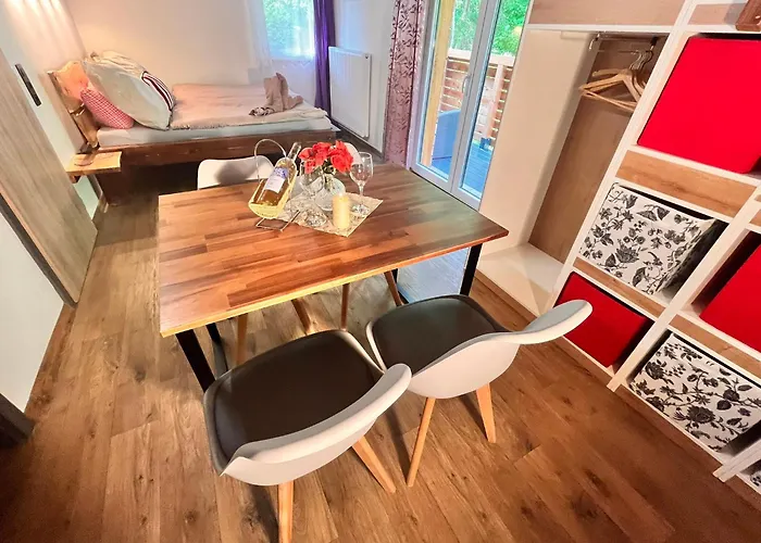 Pod Houbovym Vrchem 2 *