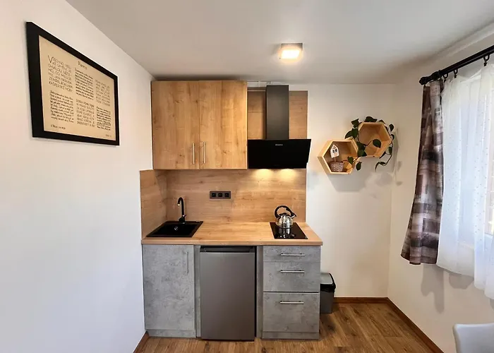 Pod Houbovym Vrchem 2