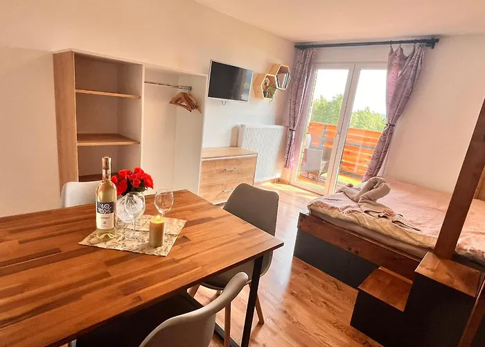 Lodge Pod Houbovym Vrchem 2 Horní Planá