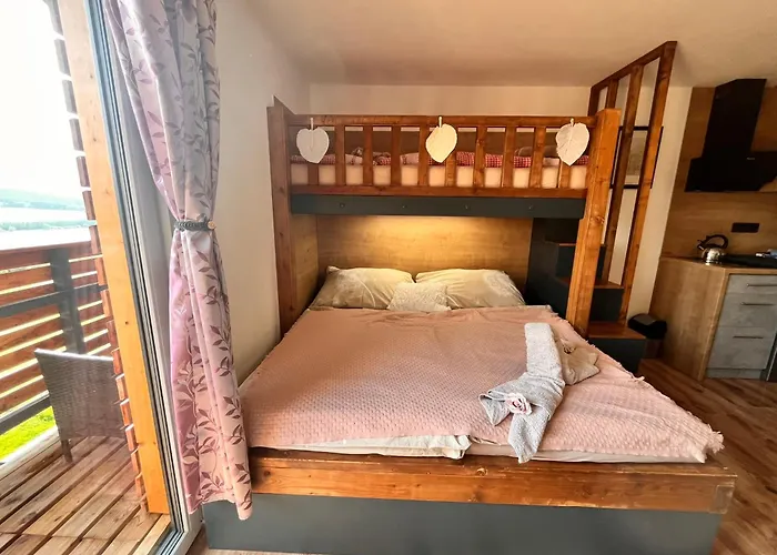 Pod Houbovym Vrchem 2 山林小屋